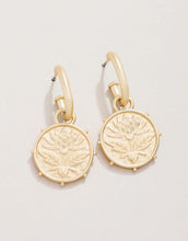 Load image into Gallery viewer, Spartina Earrings