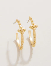 Load image into Gallery viewer, Spartina Earrings