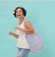 Load image into Gallery viewer, Bucket Bag