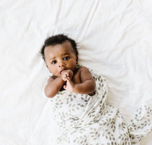 Load image into Gallery viewer, Muslin Baby Swaddles