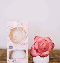 Load image into Gallery viewer, Sweet Grace Flower Diffuser & Refill