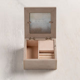 Load image into Gallery viewer, Willow Tree Figurines