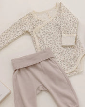 Load image into Gallery viewer, Quincy Mae Side Snap Bodysuit + Pant Set Floret
