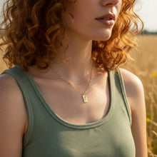 Load image into Gallery viewer, Lenny &amp; Eva Storytellers Necklace-Flower
