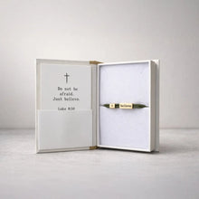 Load image into Gallery viewer, Lenny &amp; Eva Sentiment Bracelet – Believe | Olive Green Cord
