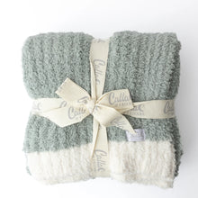 Load image into Gallery viewer, Calla &amp; Friends The Alani Blanket
