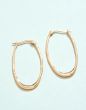 Load image into Gallery viewer, Spartina Splash Fiddler&#39;s Cove Hoop Earrings
