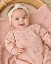 Load image into Gallery viewer, Quincy Mae  Knotted Headband Natural
