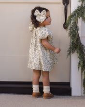 Load image into Gallery viewer, Quincy Mae Carina Dress - Holiday Floral
