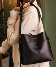 Load image into Gallery viewer, Samantha Handbag - Black
