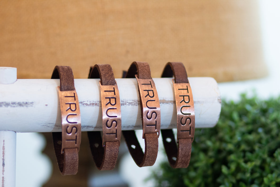 ELLAJUDE Bracelets
